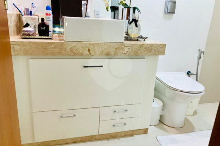Casa à venda com 3 quartos, sendo 1 suíte, no condomínio Residencial Macaúba, Rondonópolis - MT