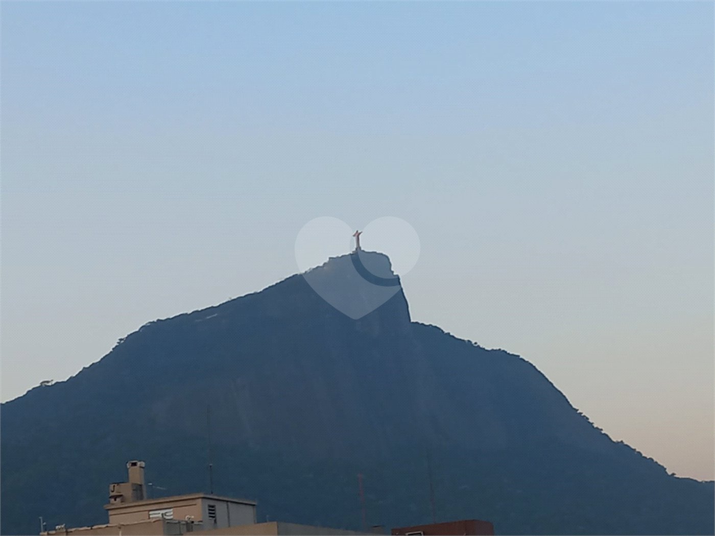 Apartamento à venda com 4 quartos, sendo 2 suítes, em Leblon, Rio de Janeiro, RJ