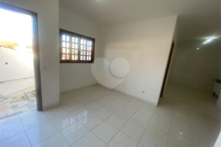 Casa à venda com 3 quartos, sendo 1 suíte,  em Vila Nova Cintra, Mogi das Cruzes, SP