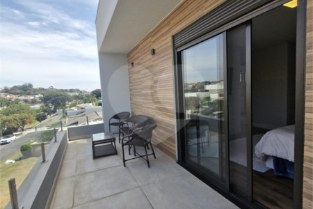 Casa à venda com 5 quartos, sendo 3 suítes, no condomínio Residencial Terras de Vinhedo, Vinhedo - SP