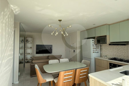 Apartamento à venda com 2 quartos em Parque Industrial Tomas Edson, São Paulo, SP