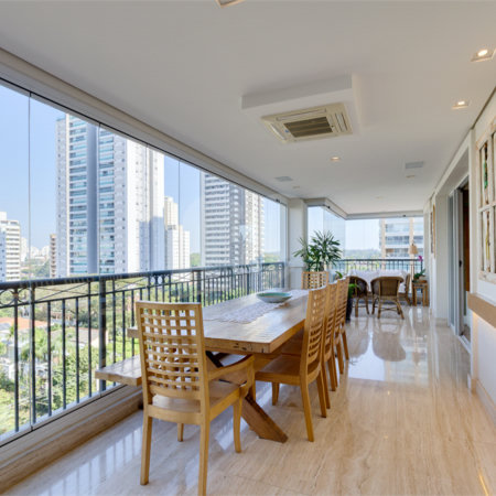 Apartamento à venda com 4 quartos, sendo 2 suítes, em Campo Belo, São Paulo, SP