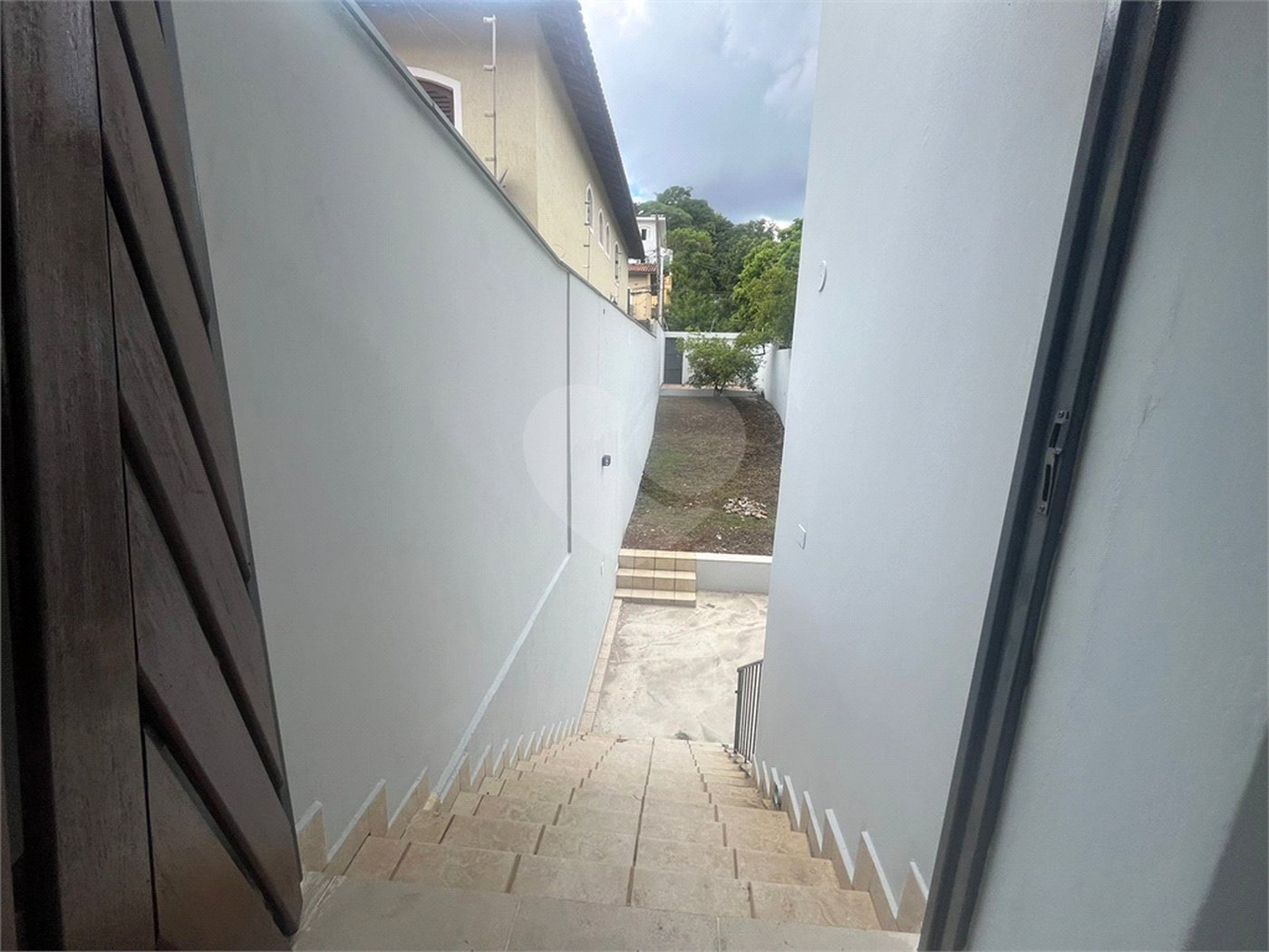 Sobrado à venda com 3 quartos, sendo 1 suíte, em Tremembé, São Paulo, SP