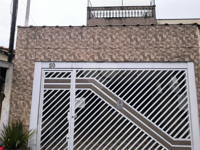 Sobrado à venda com 3 quartos, sendo 1 suíte,  em Vila Palmeiras, São Paulo, SP