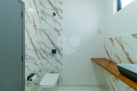 Casa Térrea à venda com 3 quartos, sendo 1 suíte, em Santo Amaro, São Paulo, SP