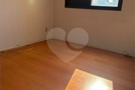 Apartamento à venda ou para alugar com 3 quartos, sendo 1 suíte,  em Pinheiros, São Paulo, SP