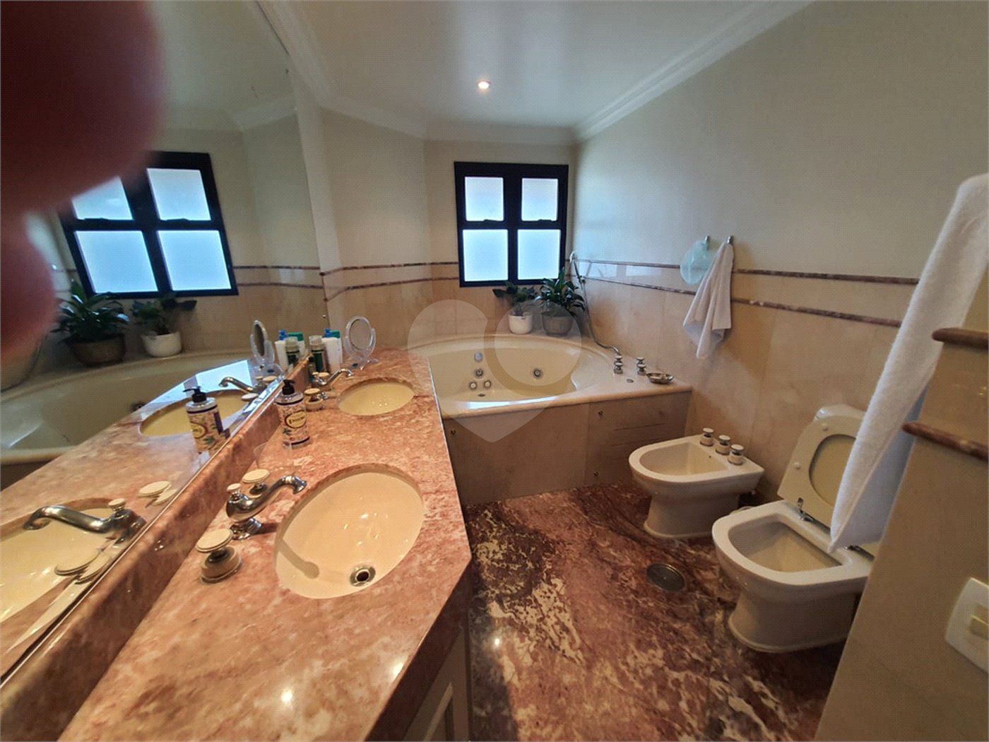 Apartamento à venda com 4 suítes em Vila Andrade, São Paulo, SP