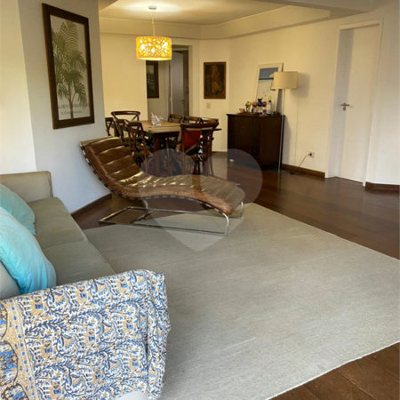 Apartamento à venda com 3 quartos, sendo 1 suíte, em Real Parque, São Paulo, SP