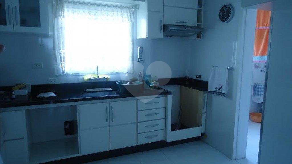 Apartamento à venda com 3 quartos, sendo 1 suíte, em Jardim das Laranjeiras, São Paulo, SP