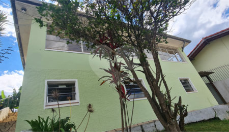 Casa à venda com 3 quartos no Centro, Mairiporã, SP