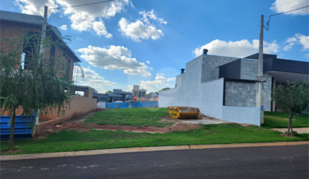 Terreno à venda no condomínio Volpi, Araraquara - SP
