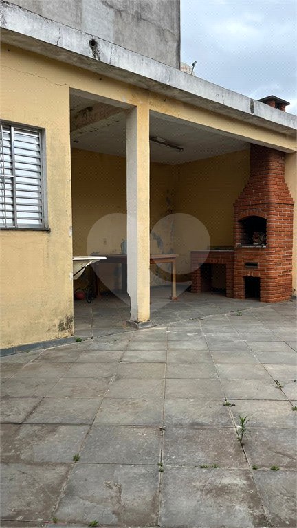 Casa Térrea à venda com 3 quartos em Jardim Dom José, São Paulo, SP