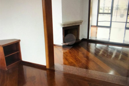 Apartamento à venda com 4 suítes em Vila Andrade, São Paulo, SP