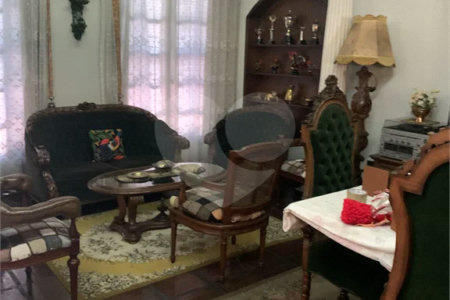Casa à venda com 3 quartos em Santana, São Paulo, SP