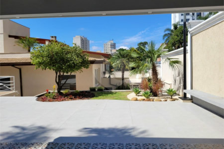 Casa à venda com 5 suítes em Paraisópolis, São Paulo, SP