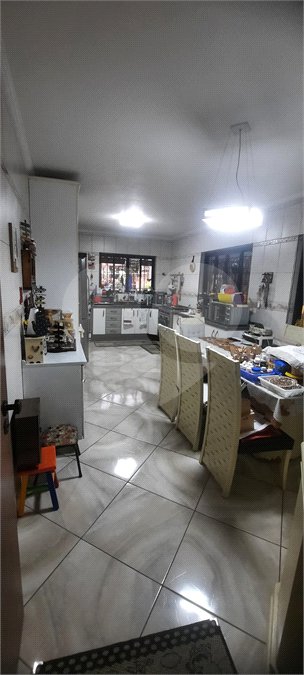Sobrado à venda ou para alugar com 3 quartos, sendo 1 suíte, em Água Fria, São Paulo, SP