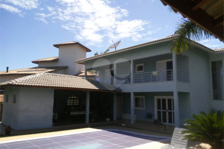 Casa à venda com 3 suítes no condomínio Residencial dos Lagos, Itupeva - SP