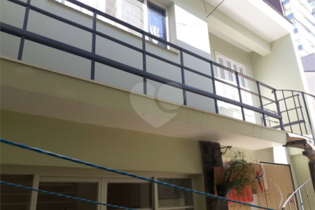 Sobrado à venda com 3 quartos, sendo 1 suíte, em Vila São Francisco (zona Sul), São Paulo, SP