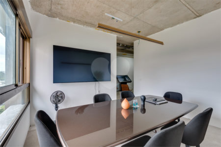 Apartamento à venda com 4 suítes em Moema, São Paulo, SP