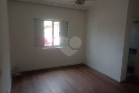 Casa de Vila à venda com 4 quartos, sendo 1 suíte, em Vila Olímpia, São Paulo, SP