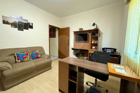 Casa à venda com 3 quartos, sendo 2 suítes, em Vila Rosália, Guarulhos, SP