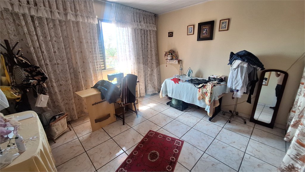 Sobrado à venda com 3 quartos em Vila Gustavo, São Paulo, SP
