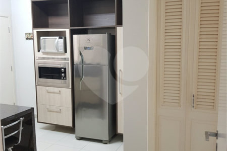 Casa à venda com 3 quartos, sendo 1 suíte, no condomínio Ilha das Águas, Salto - SP