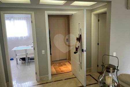 Apartamento à venda com 3 suítes em Vila Gertrudes, São Paulo, SP