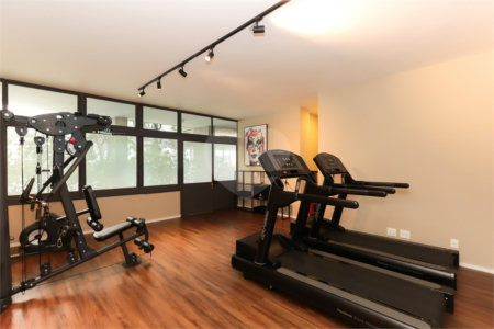 Apartamento à venda com 3 quartos, sendo 1 suíte, em Higienópolis, São Paulo, SP