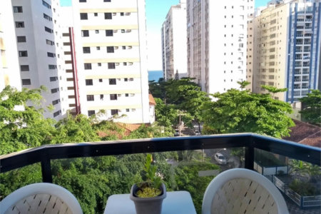 Apartamento Residencial à venda, Vila Maia, Guarujá - AP1033.