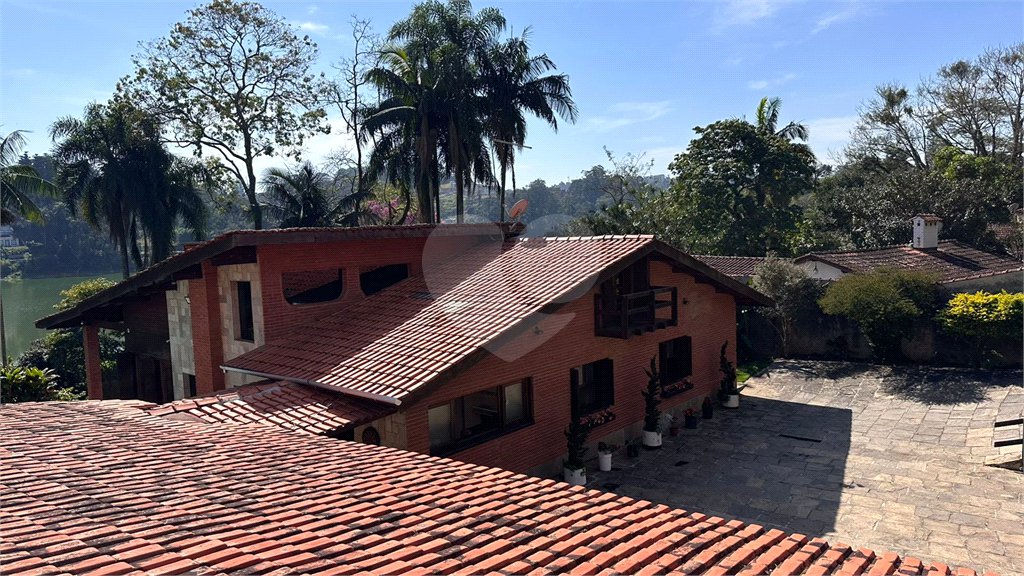 Casa à venda com 8 quartos, sendo 4 suítes, em Eldorado, Diadema, SP