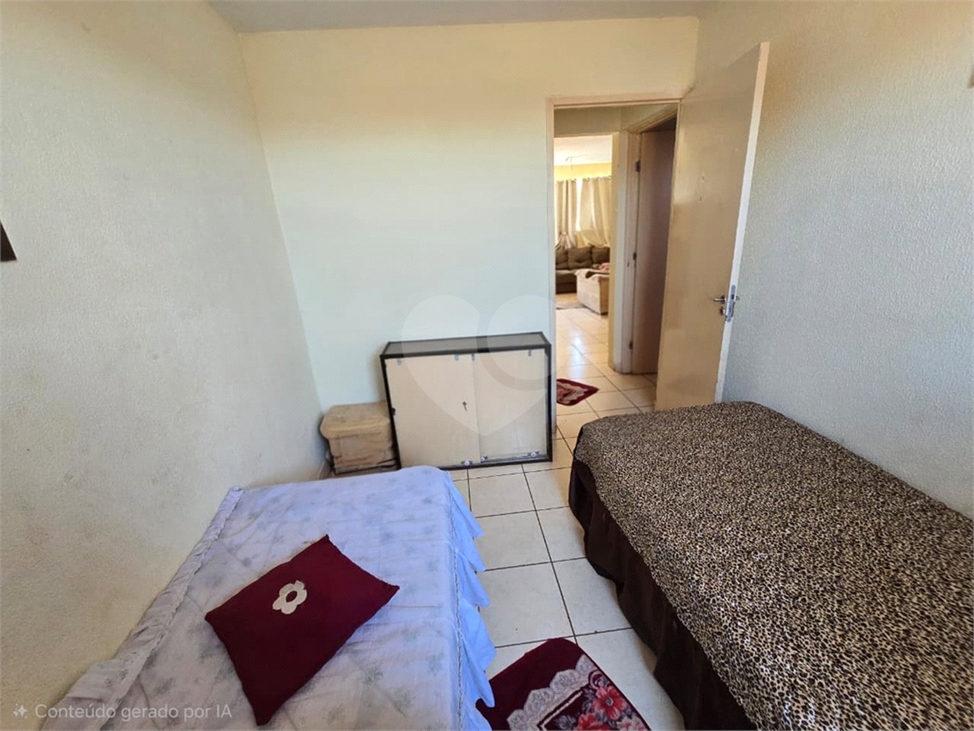 Casa à venda com 2 quartos no condomínio Esmeralda, Itapetininga - SP