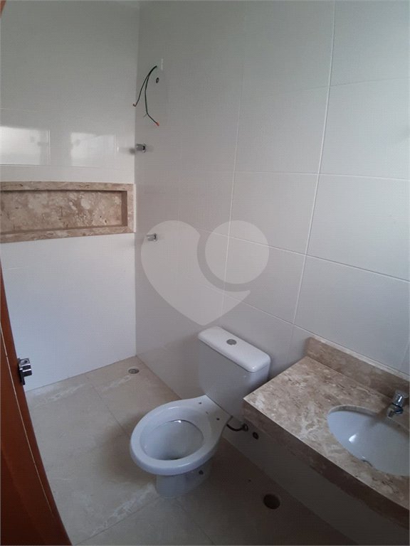 Casa para alugar com 3 quartos, sendo 1 suíte,  no condomínio Villagio DI Maria, São Paulo - SP