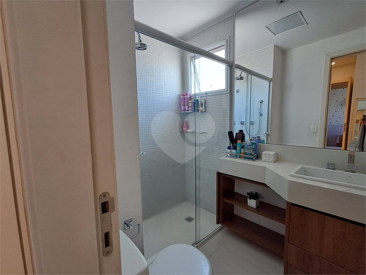 Apartamento à venda com 3 quartos, sendo 1 suíte, em Água Branca, São Paulo, SP