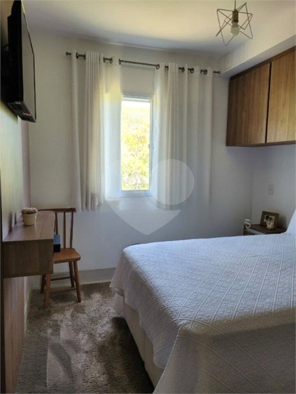 Casa à venda com 3 quartos, sendo 1 suíte, no condomínio Terrara, São Paulo - SP