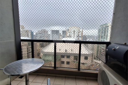 Apartamento à venda ou para alugar com 2 suítes em Indianópolis, São Paulo, SP