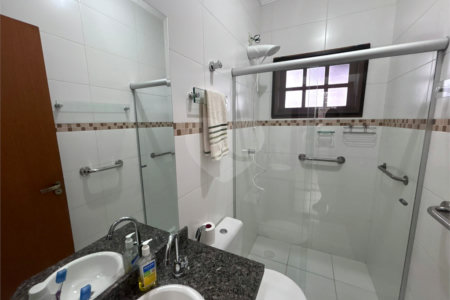 Casa à venda com 3 suítes no condomínio Atibaia Park I, Atibaia - SP