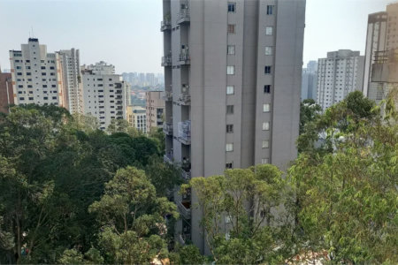 Apartamento à venda com 4 suítes em Vila Suzana, São Paulo, SP