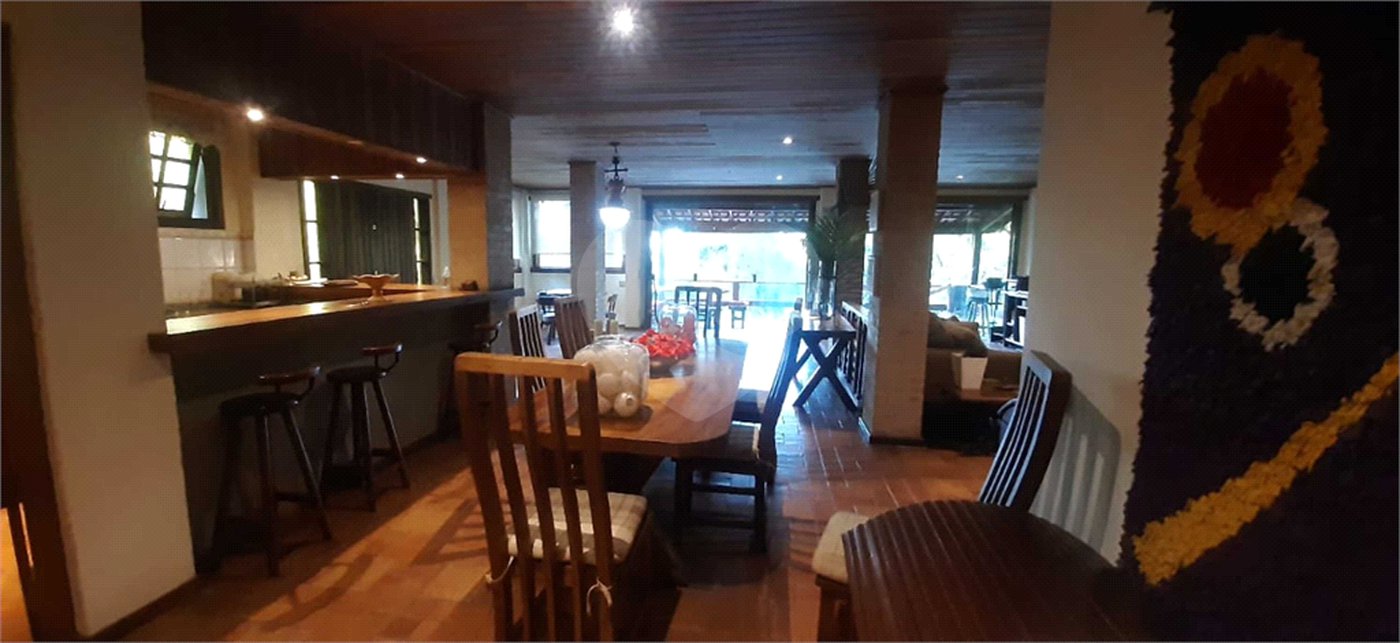 Casa à venda ou para alugar com 4 quartos, sendo 2 suítes, em Serra da Cantareira, Mairiporã, SP