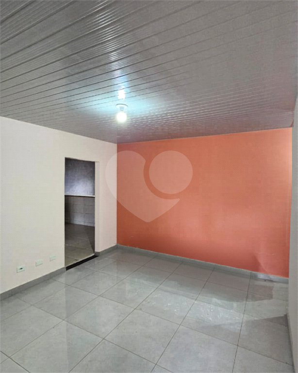 Casa à venda com 3 quartos, sendo 1 suíte, no Centro, Ponta Porã, MS
