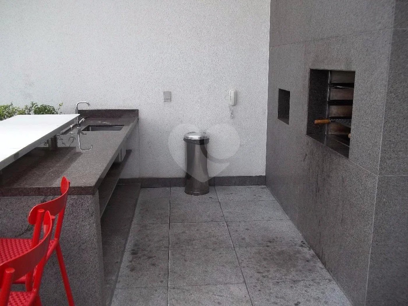 Studio para locação na Consolação com vaga de garagem
