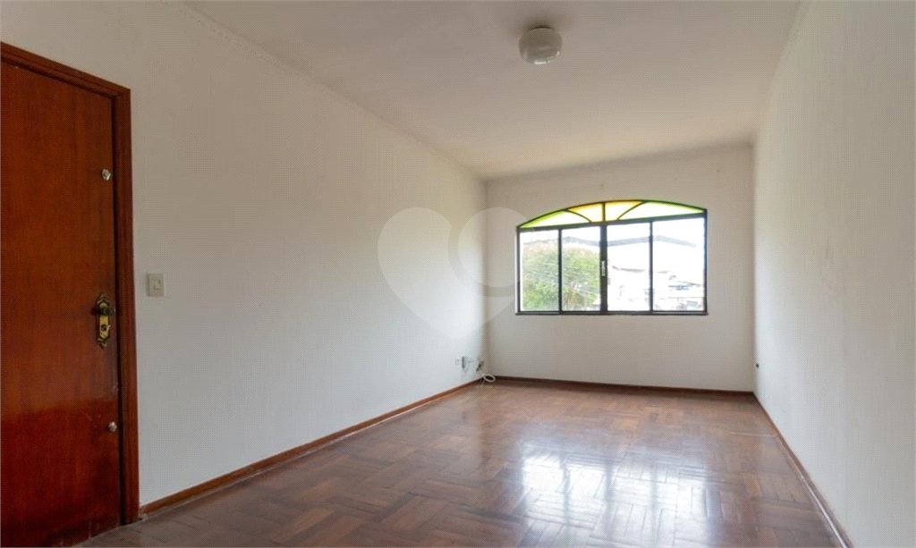Sobrado à venda com 3 quartos, sendo 1 suíte, em Vila Vasconcelos, São Paulo, SP
