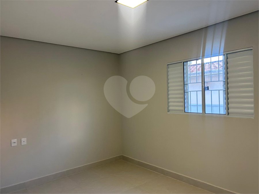 Casa à venda com 3 quartos em Vila Lucy, Sorocaba, SP