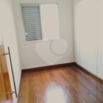 Apartamento à venda com 2 quartos em Parque Vitória, São Paulo, SP