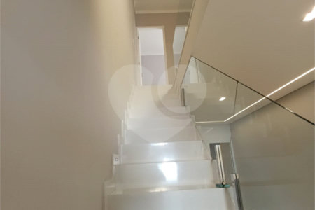Sobrado à venda com 3 quartos, sendo 1 suíte, em Vila Medeiros, São Paulo, SP