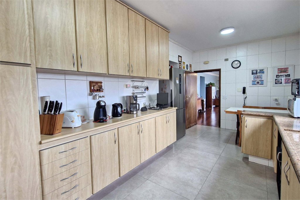Apartamento à venda com 3 quartos, sendo 1 suíte, em Brooklin, São Paulo, SP
