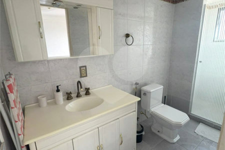 Flat à venda com 1 quarto no Centro, Mogi das Cruzes, SP