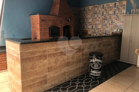 Casa à venda com 4 quartos, sendo 3 suítes,  em Jardim Vera Regina, Campo Limpo Paulista, SP