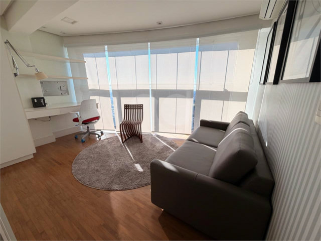 Apartamento para alugar com 3 suítes em Brooklin, São Paulo, SP