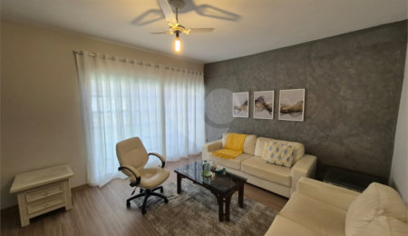 Casa à venda com 3 quartos, sendo 1 suíte,  em Vila Salles, Atibaia, SP